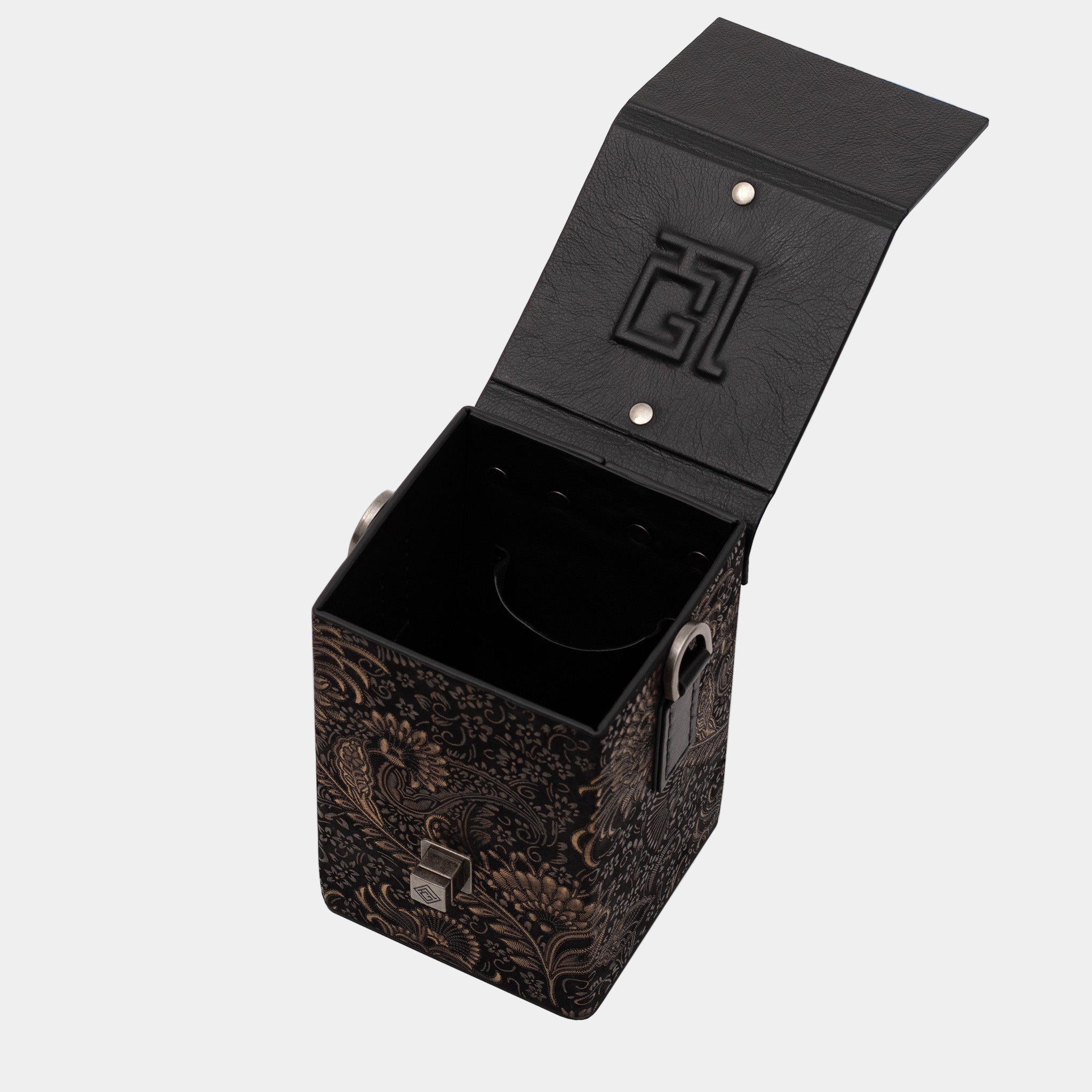 Aneta bag open top – view of interior and embossed Gepherrini logo inside flap